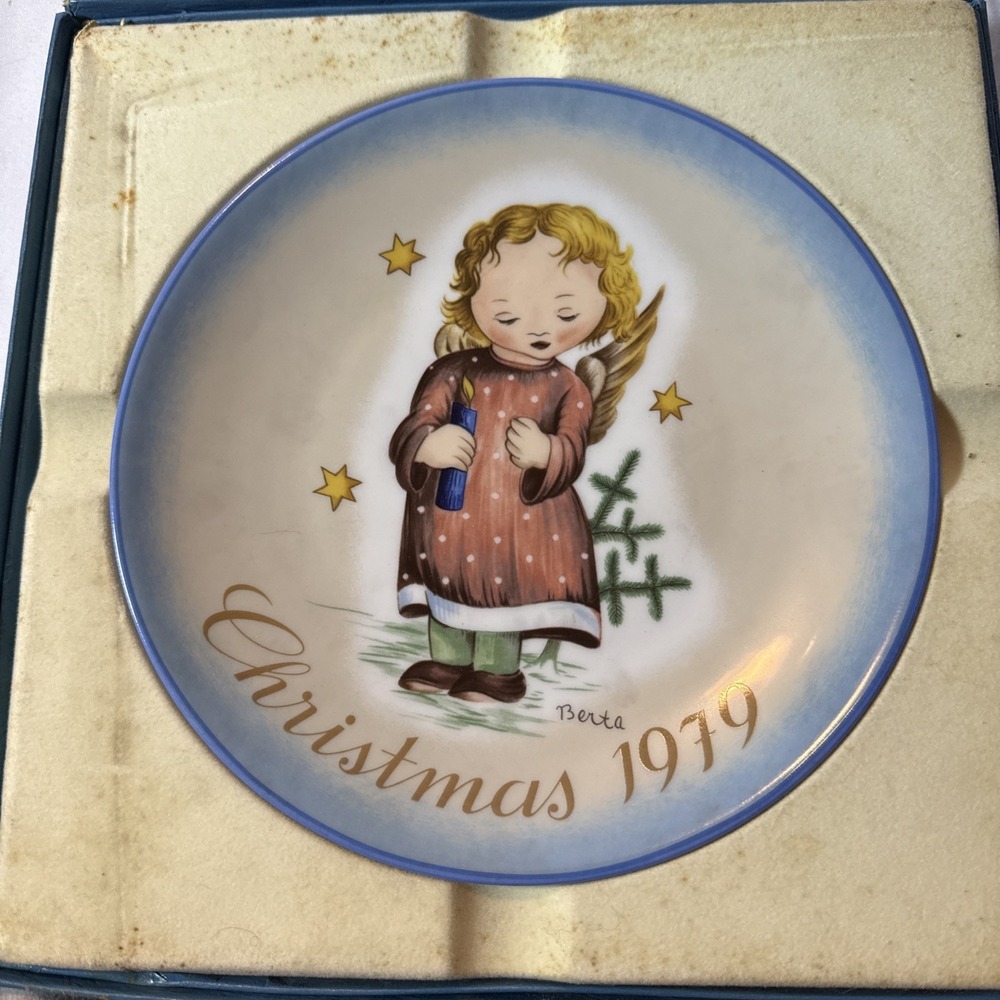Schmid Sister Berta Hummel Christmas 1979 Starlight Angel Limited Edition Plate
